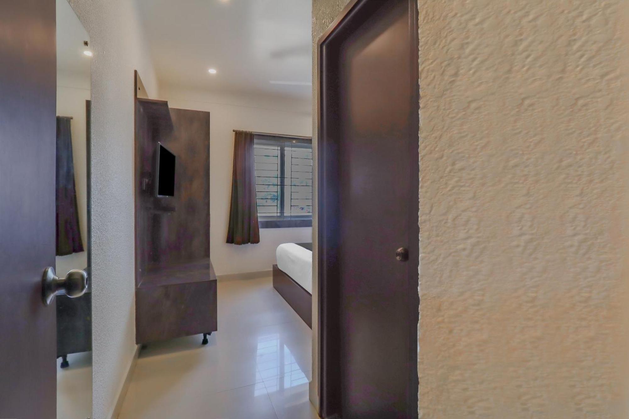 Capital O Royal Galaxy Finesse Near Phoenix Marketcity Bangalore Dış mekan fotoğraf